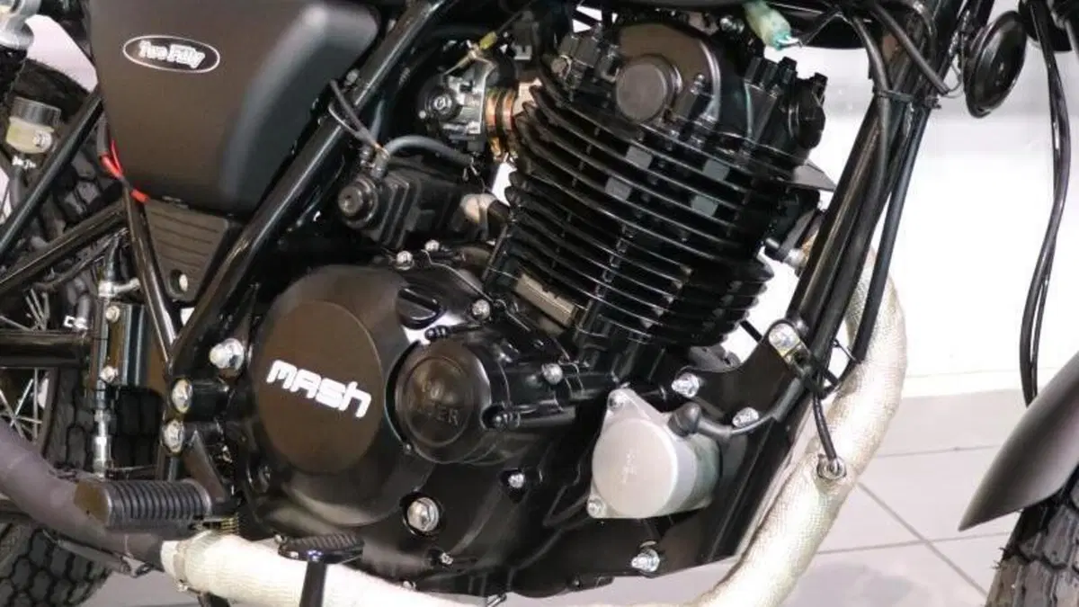 Mash Italia Two Fifty 250 (2021 - 25)  (3)