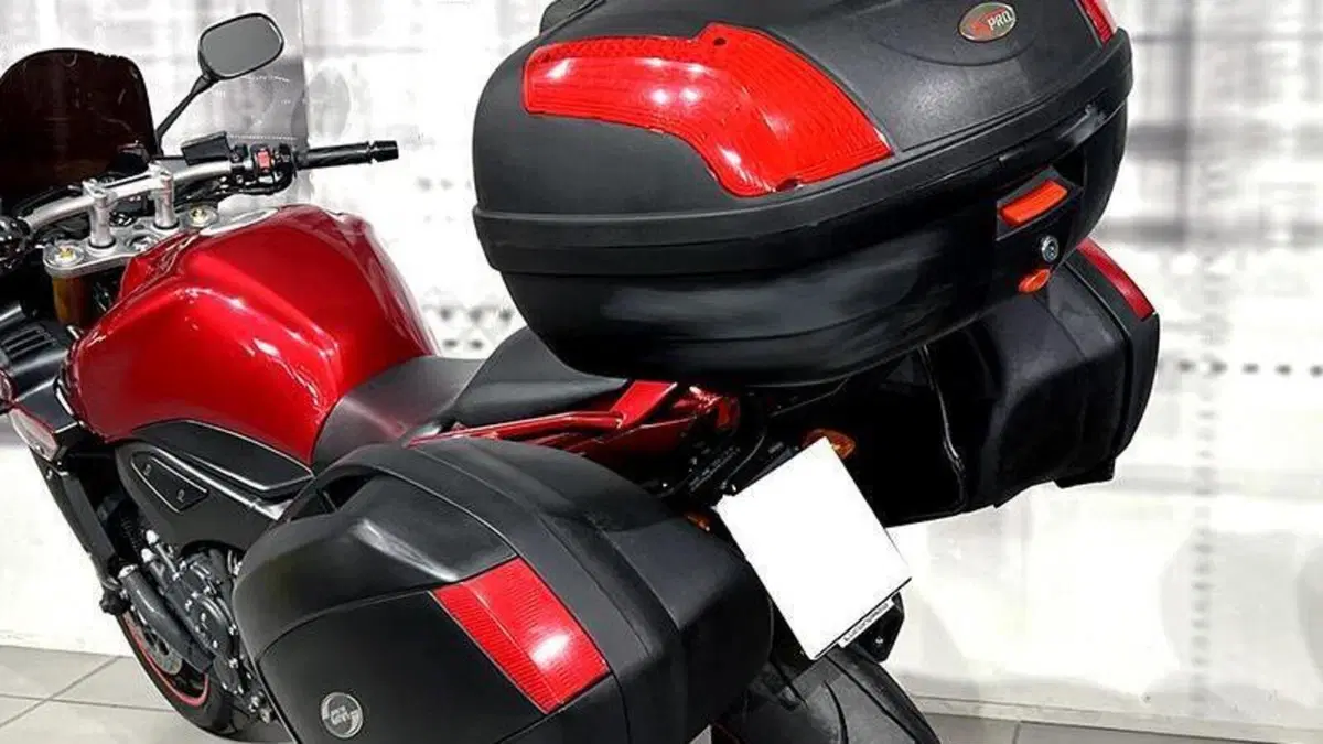 Yamaha FZ1 Fazer (2006 - 16)  (4)
