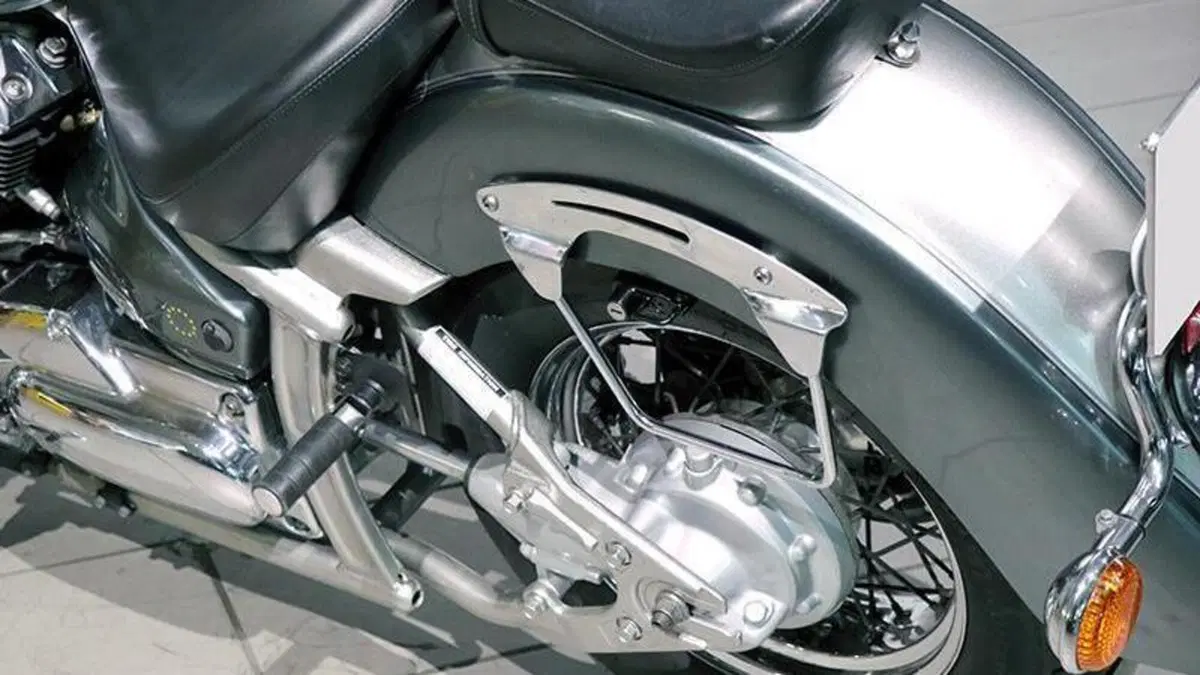 Yamaha XVS 1100 Drag Star (1999 - 06)  (3)