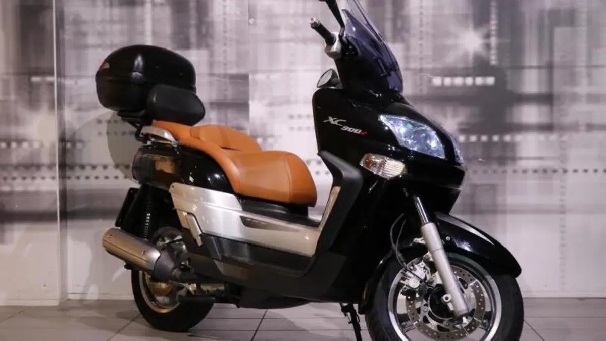 Yamaha XC 300 Versity 