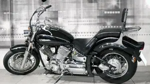 Yamaha XVS 1100 Drag Star (1999 - 06)  (2)