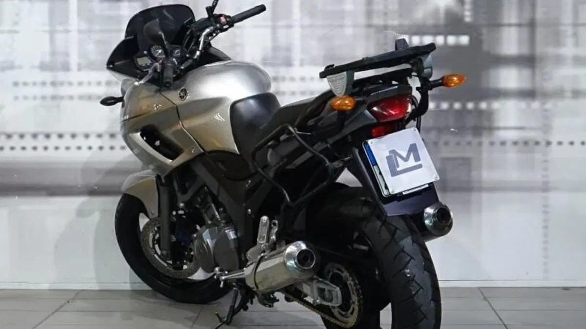 Yamaha TDM 900 (2002 - 14)  (2)