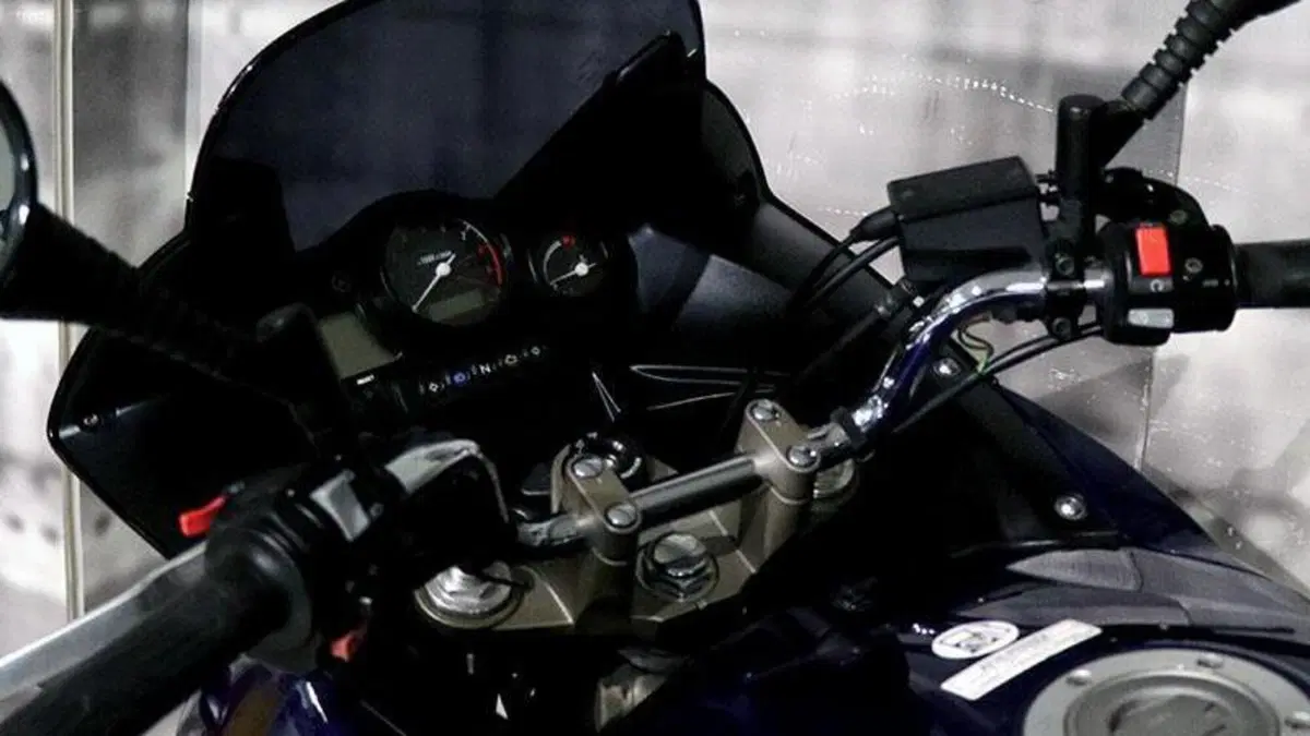Yamaha TDM 900 (2002 - 14)  (5)