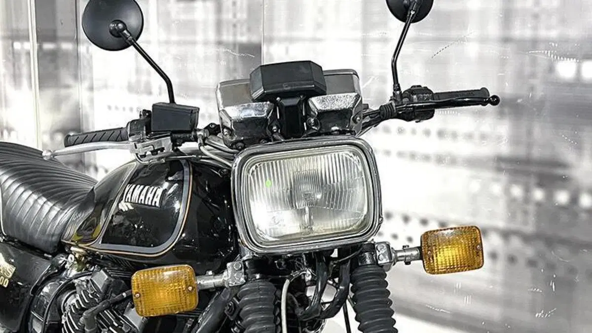 Yamaha XS 1100  (4)