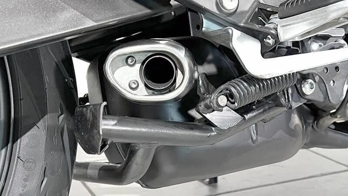 Yamaha XJ6 Diversion (2009 - 15)  (5)