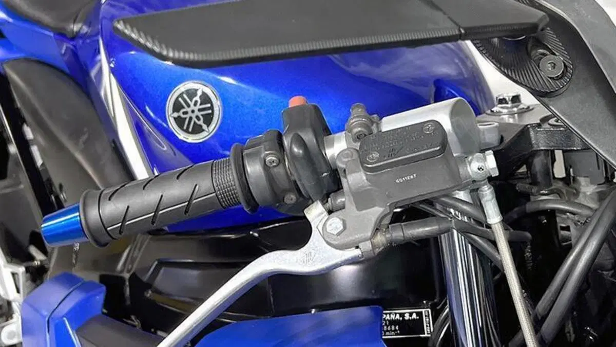 Yamaha TZR 50 (2004 - 19)  (3)