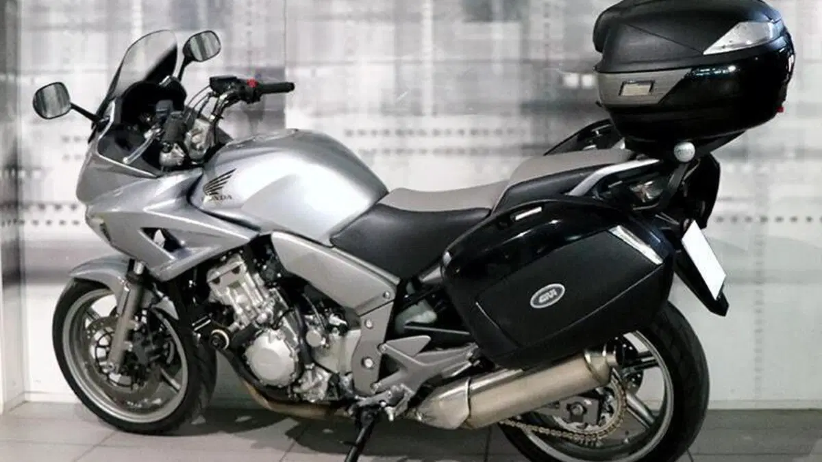 Honda CBF 1000  (2)