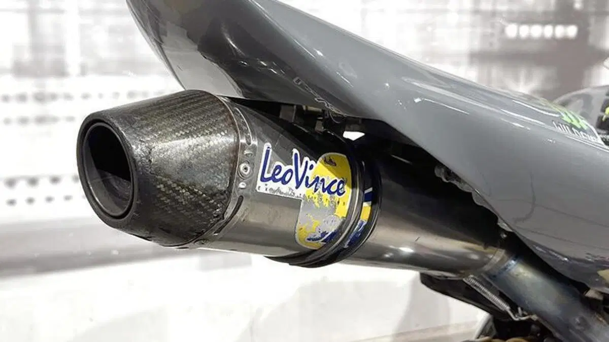 Honda CBR 1000 RR Fireblade (2006 - 07)  (3)