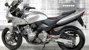 Honda Hornet 600 S (1999 - 01)  (2)