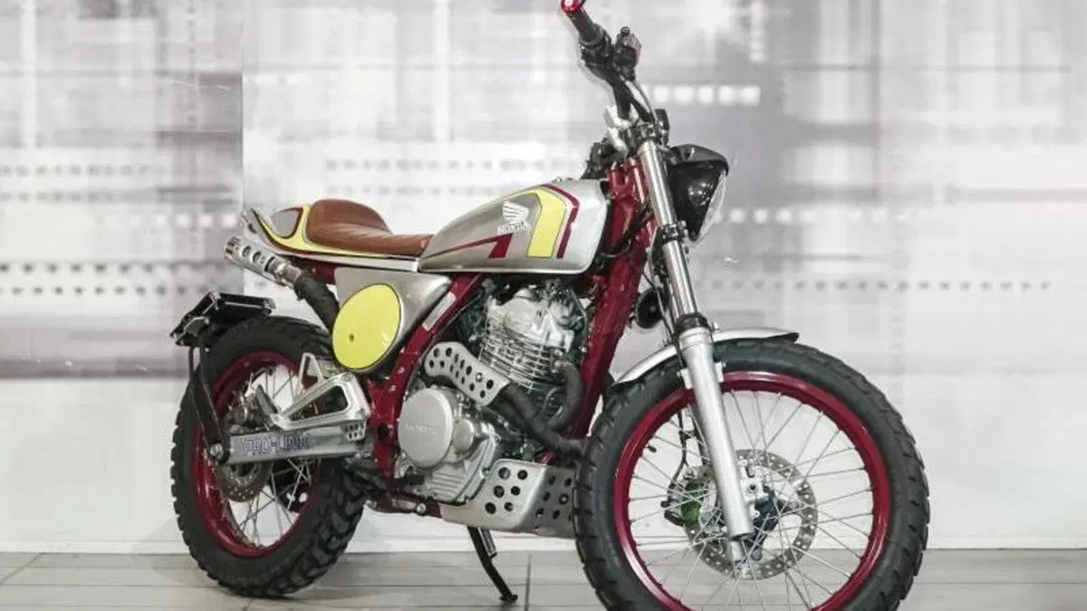 Honda NX 650 Dominator (1988 - 90) 