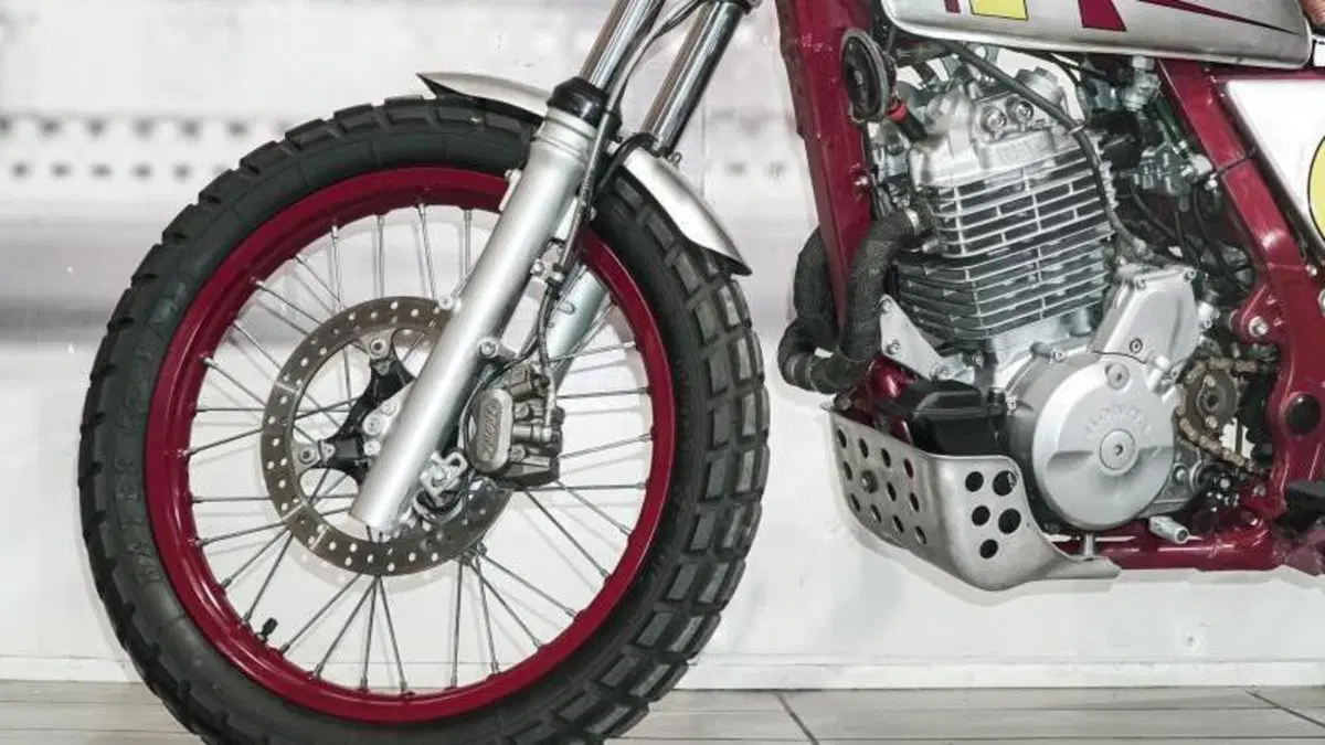 Honda NX 650 Dominator (1988 - 90)  (3)