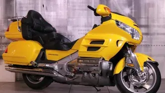 Honda GL 1800 Gold Wing (2000 - 05) usata