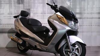 Suzuki Burgman AN 400 i.e. (2004 - 05) usata