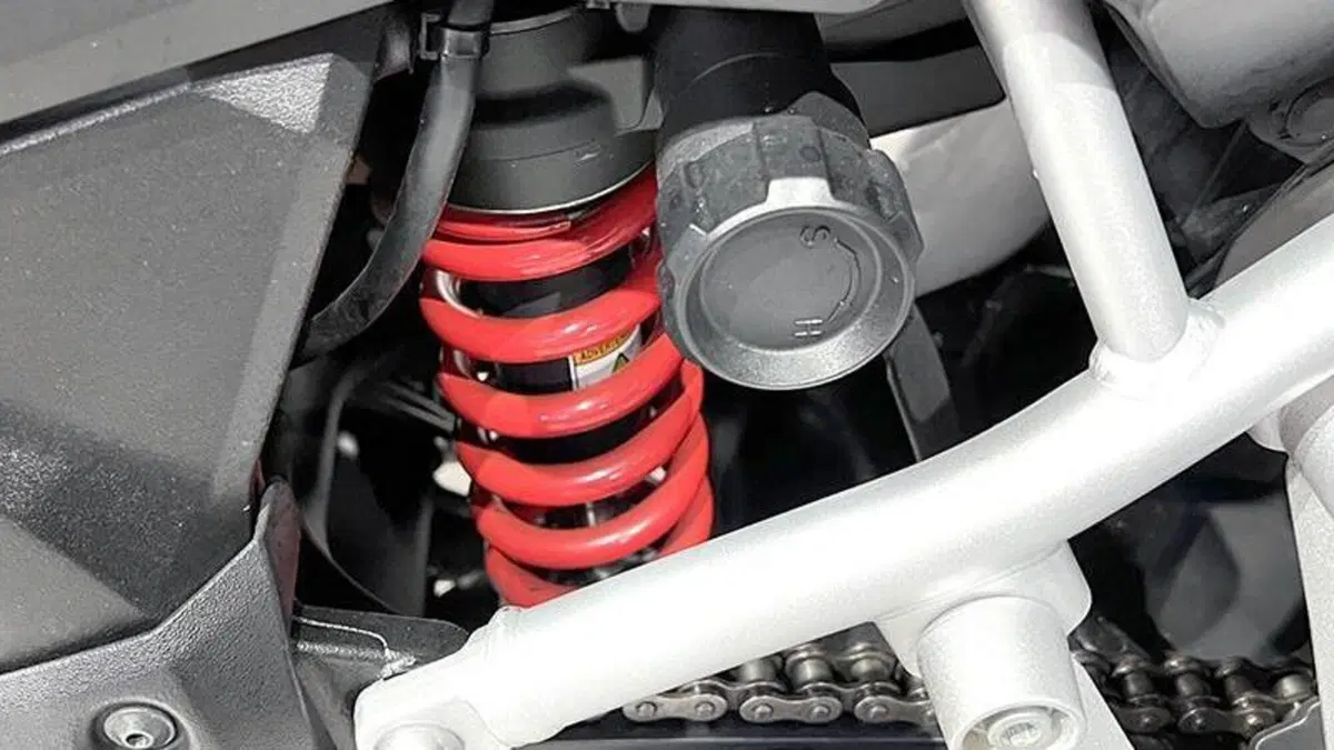 Suzuki V-Strom 1000 ABS (2014 - 17)  (3)