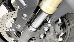 Suzuki GSR 750 (2010 - 15)  (5)