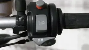 Bmw R 1200 R (2006 - 11)  (3)