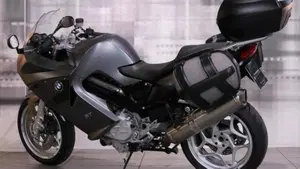 Bmw F 800 ST  (2)