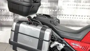 Moto Guzzi V85 TT (2019 - 20)  (4)