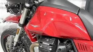 Moto Guzzi V85 TT (2019 - 20)  (5)