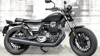 Moto Guzzi V9 Bobber (2021 - 25) usata