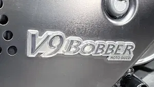 Moto Guzzi V9 Bobber (2021 - 25)  (3)