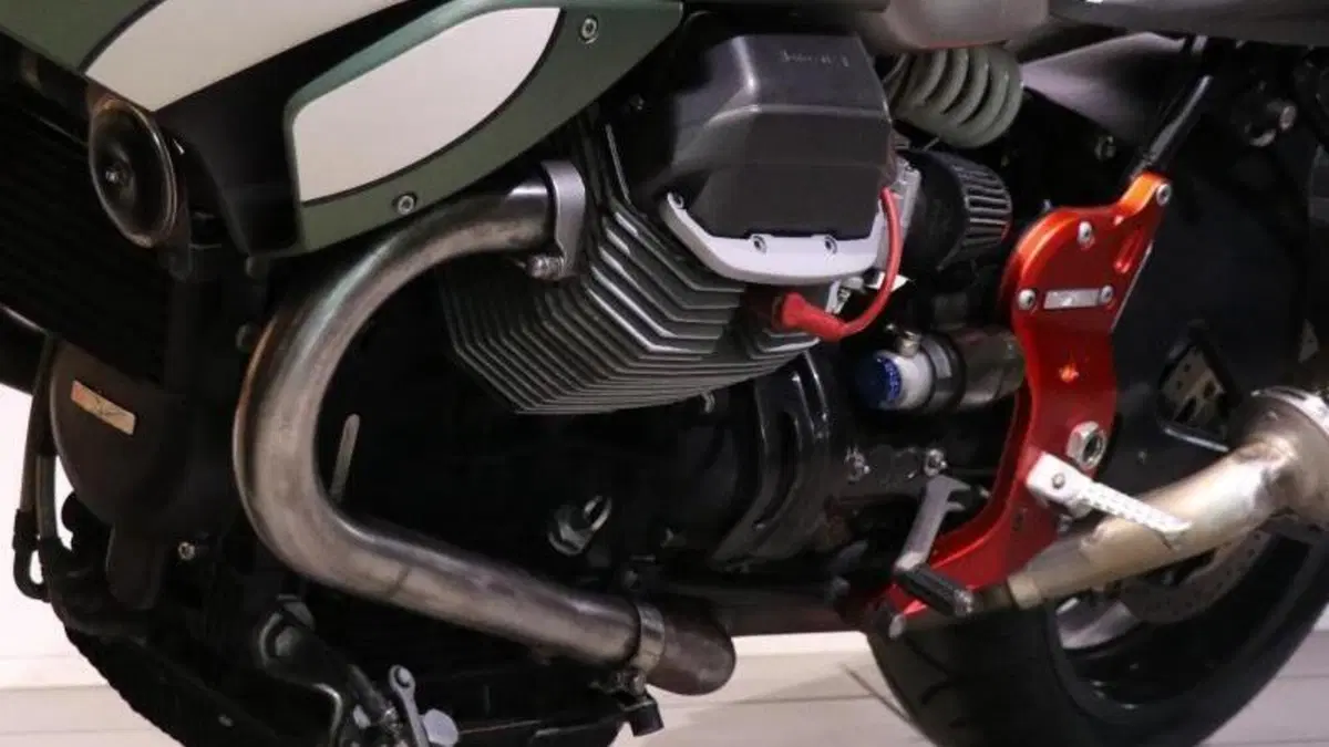 Moto Guzzi V11 Le Mans Tenni (2002 - 03)  (5)