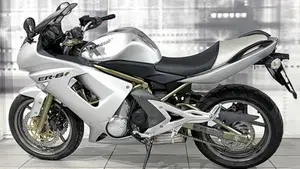 Kawasaki ER-6F (2006 - 08)  (2)