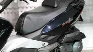 Malaguti Madison 400 4T  (5)