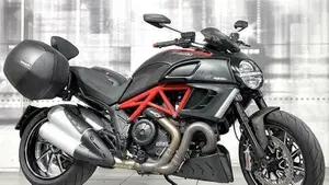 Ducati Diavel 1200 (2010 - 13) 