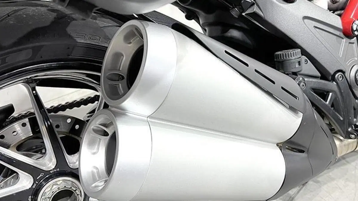 Ducati Diavel 1200 (2010 - 13)  (4)