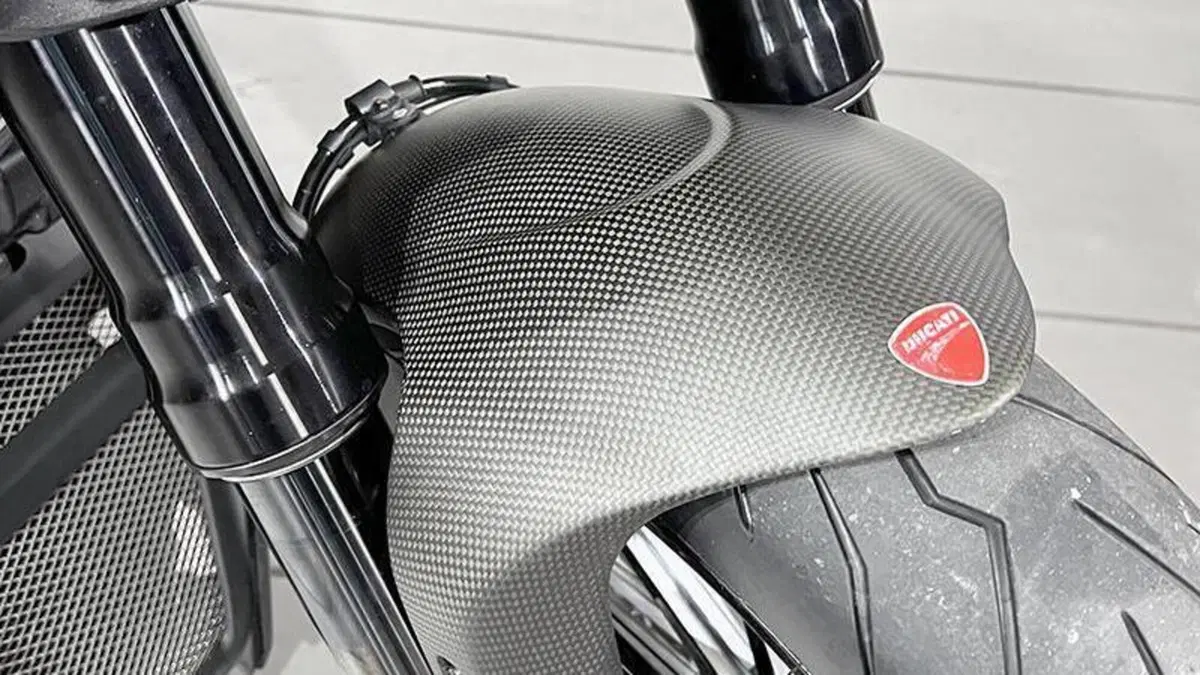 Ducati Diavel 1200 (2010 - 13)  (5)