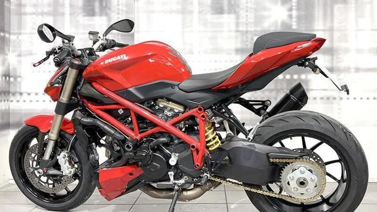 Ducati Streetfighter 848 (2011 - 15)  (2)