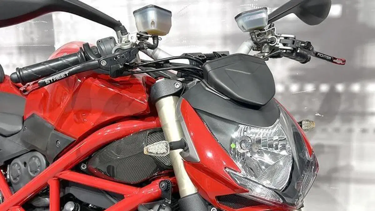 Ducati Streetfighter 848 (2011 - 15)  (3)