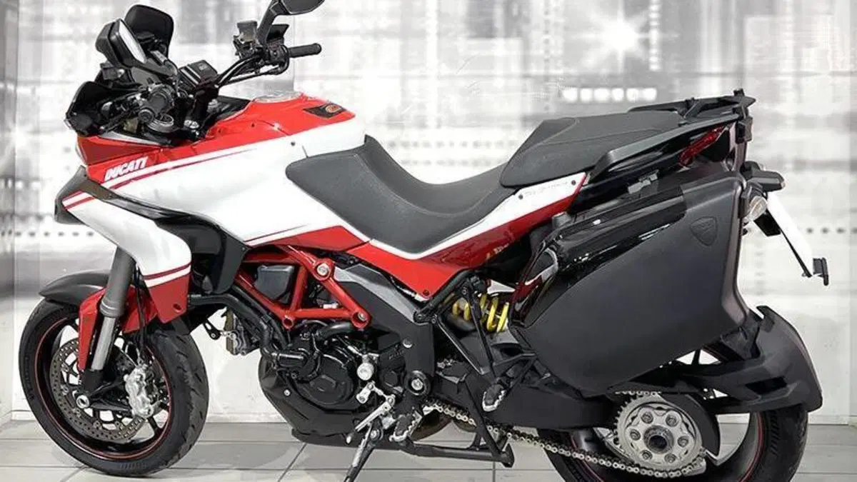 Ducati Multistrada 1200 S Pikes Peak (2013 - 14)  (2)