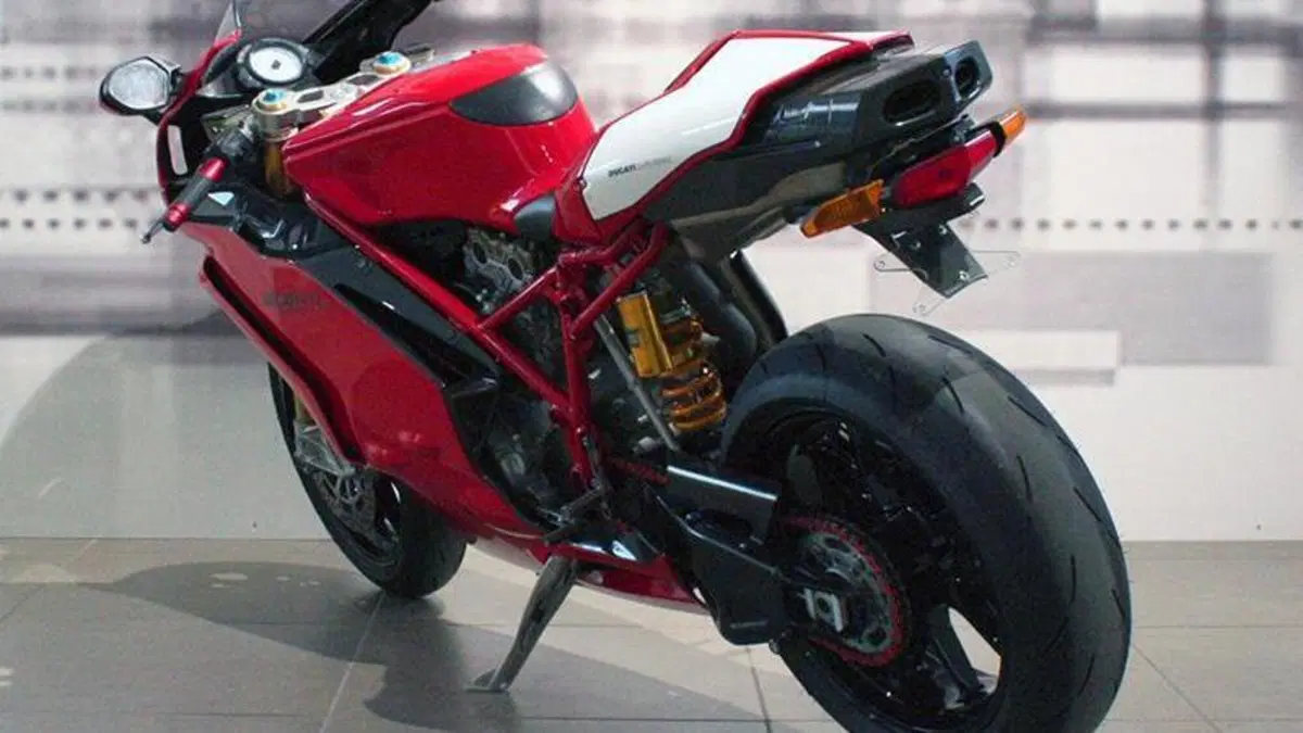 Ducati 999 R (2002 - 04)  (2)