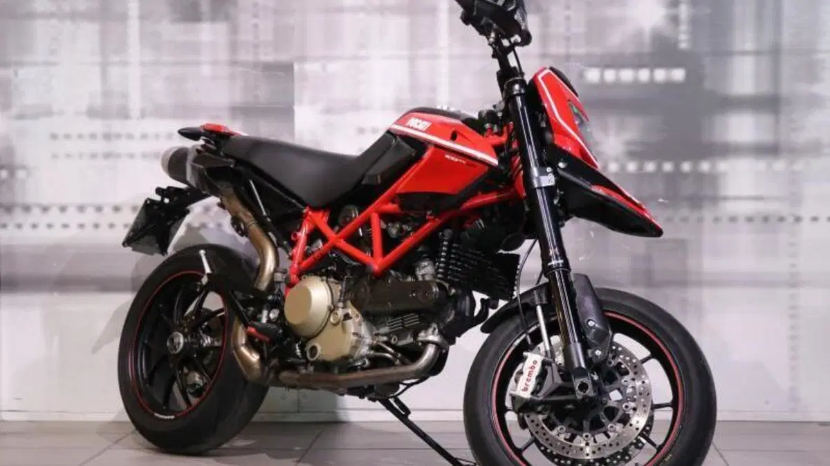 Ducati Hypermotard 1100 EVO SP (2010 - 12) 