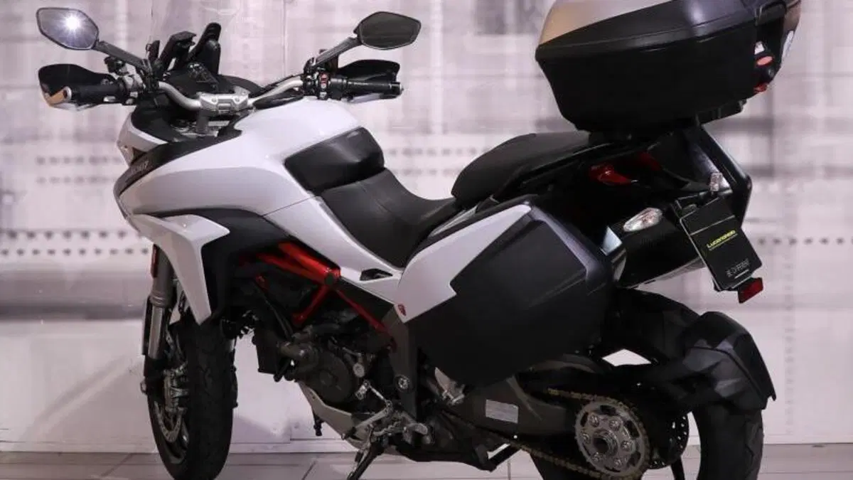 Ducati Multistrada 1200 S (2015 - 17)  (2)