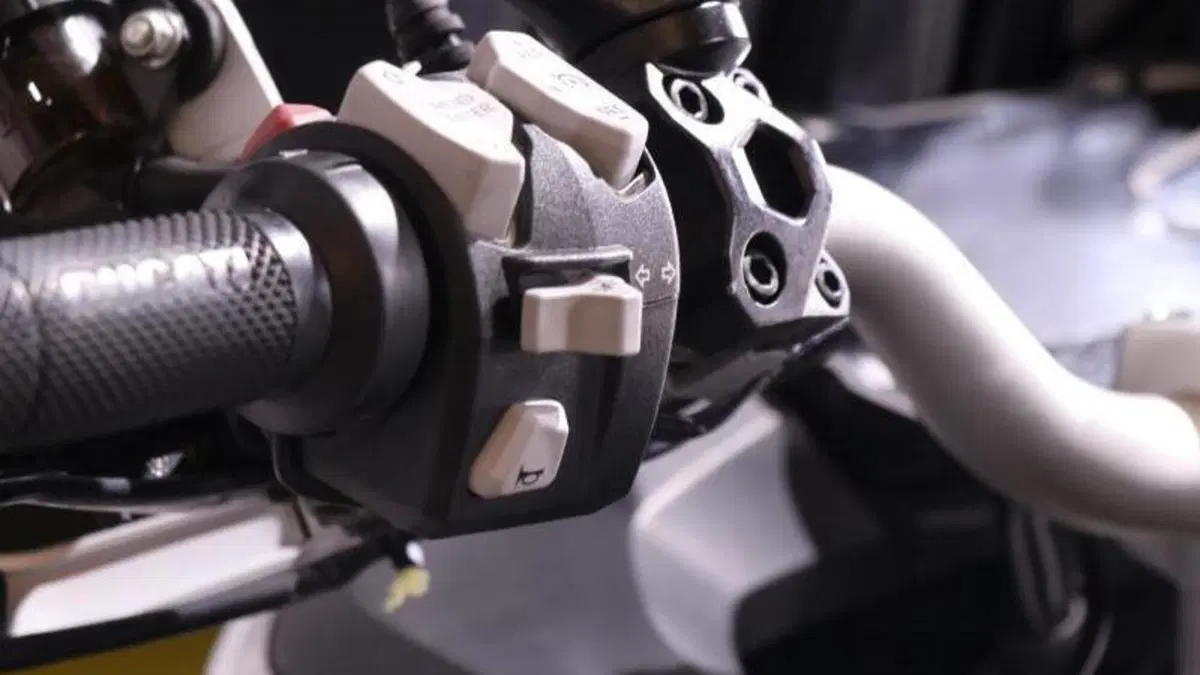 Ducati Multistrada 1200 S (2015 - 17)  (3)