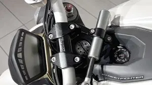 Ducati Streetfighter (2009 - 12)  (5)