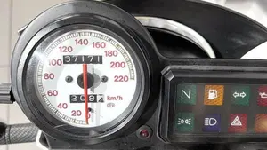 Ducati Monster 750 (1996 - 02)  (4)