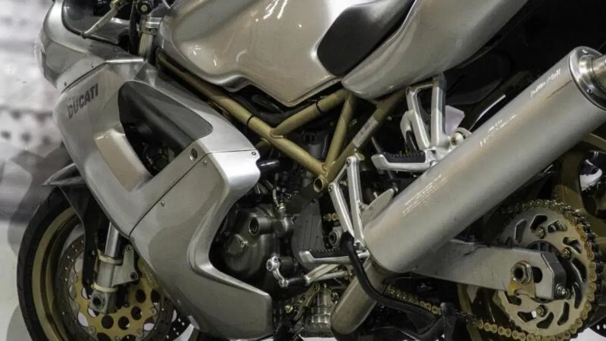 Ducati ST4 (1999 - 02)  (5)