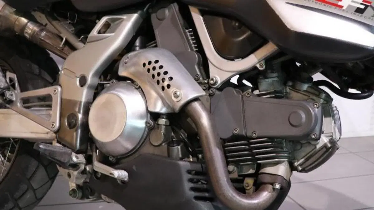 Cagiva Gran Canyon 900  (3)