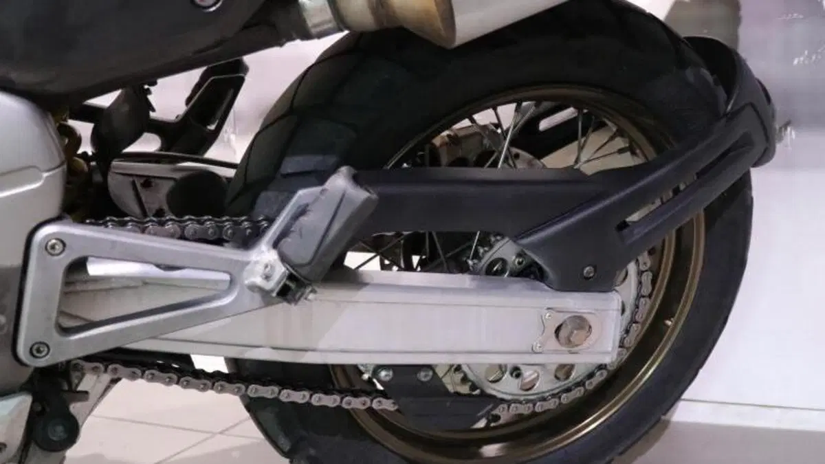 Cagiva Gran Canyon 900  (5)