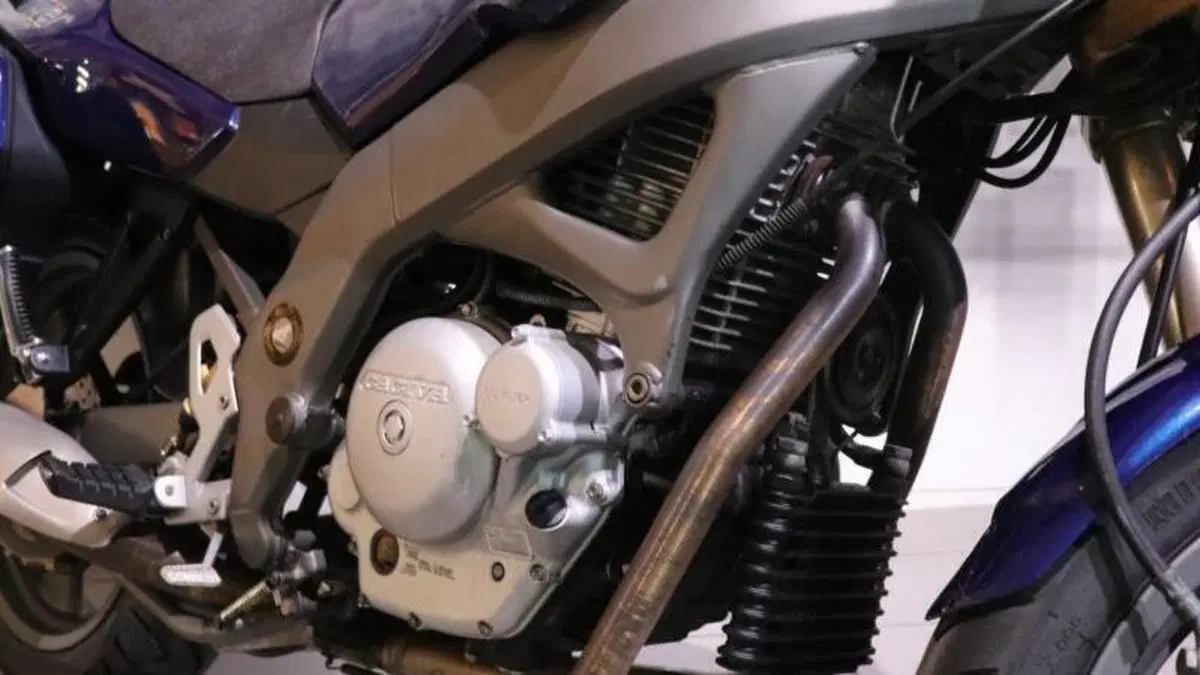 Cagiva River 600  (3)