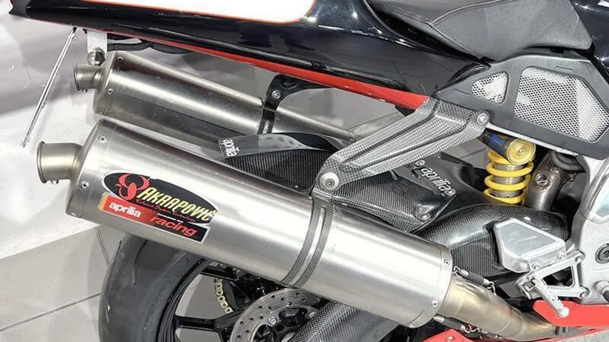 Aprilia RSV 1000 R (2000 -  01)  (5)