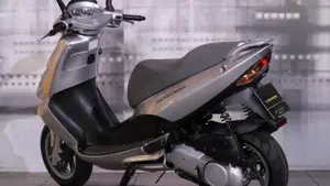 Aprilia Leonardo 150 (1997 - 02)  (2)