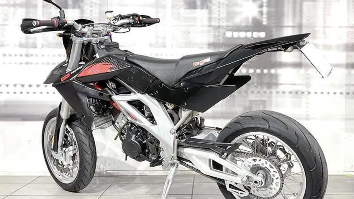 Aprilia SXV 550 (2006 - 07)  (2)