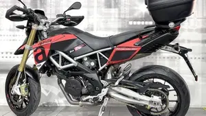 Aprilia Dorsoduro 750 (2009 - 14)  (2)