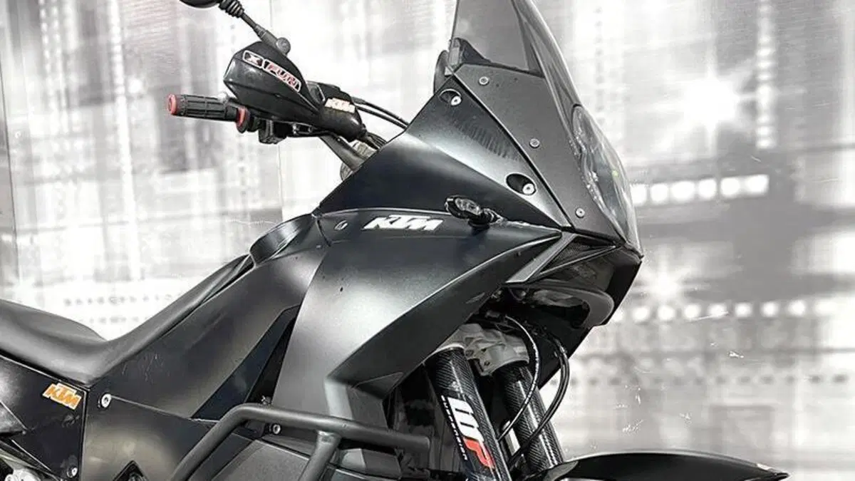 KTM 990 Adventure (2006 - 08)  (5)