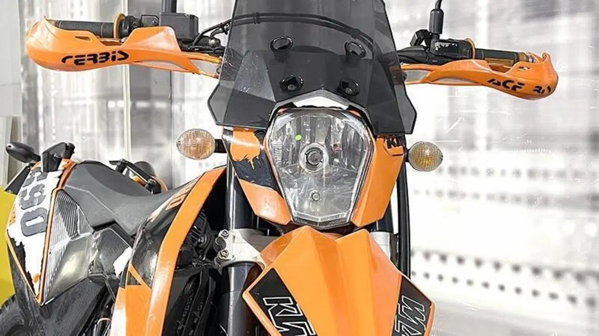 KTM 690 Enduro R (2009 - 11)  (3)